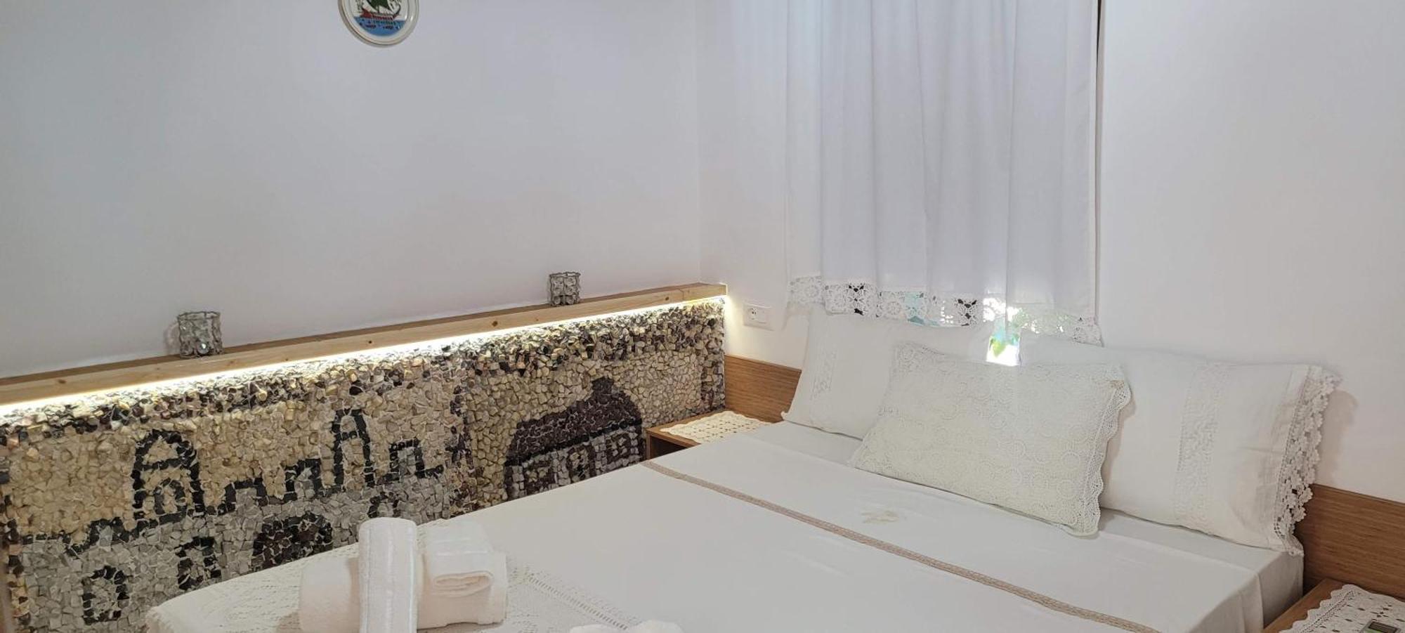 Guest House Emily Gjirokaster Ngoại thất bức ảnh
